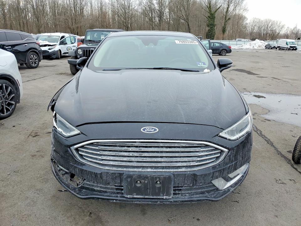 Photo 5 from auction – 2017 FORD FUSION SE with VIN 3FA6P0PU4HR332247