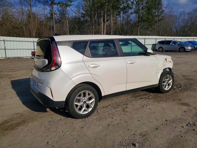 Photo 3 from auction – 2023 KIA SOUL with VIN KNDJ23AU1P7870133