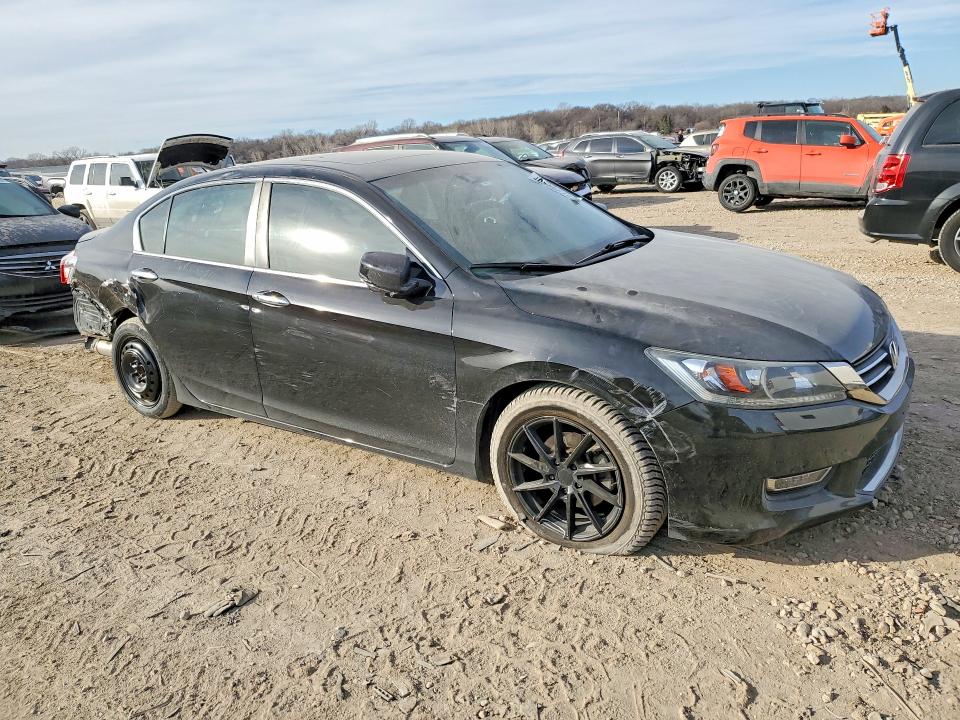 Photo 4 from auction – 2013 HONDA ACCORD EXL with VIN 1HGCR2F83DA142551