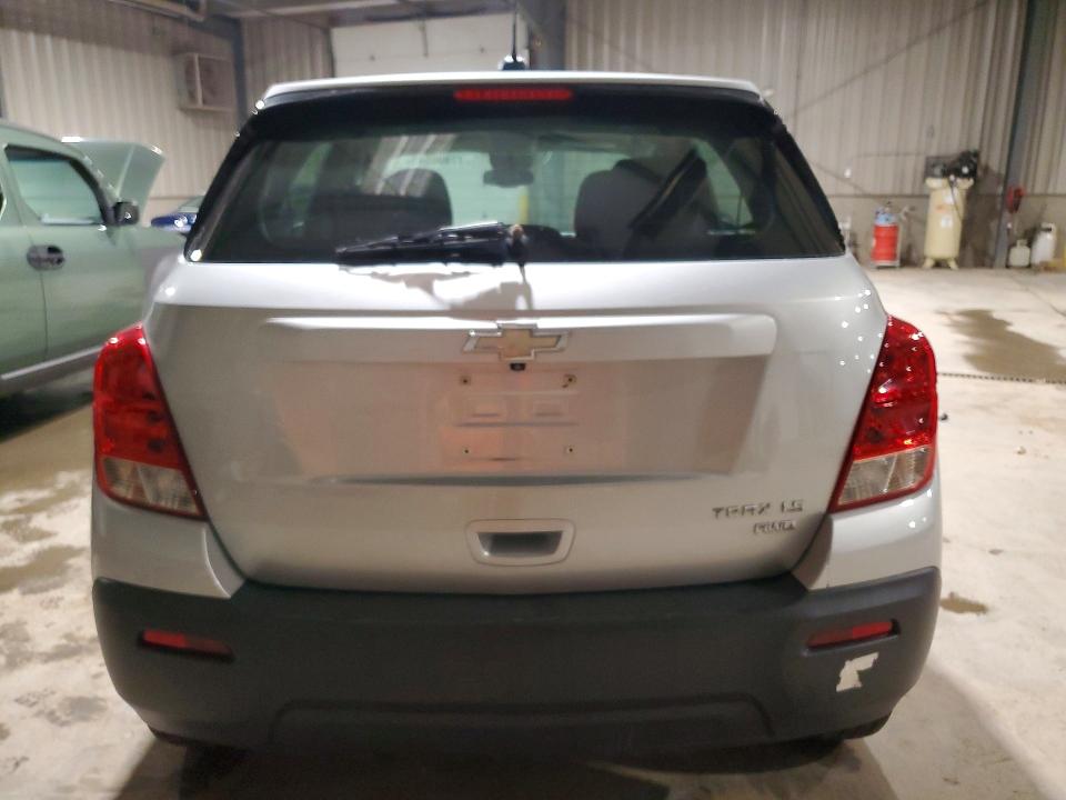 Photo 6 from auction – 2015 CHEVROLET TRAX 1LS with VIN KL7CJPSB4FB191255