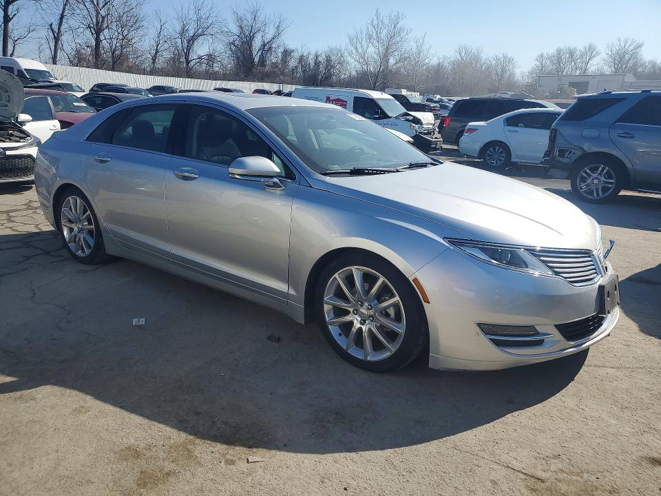 صورة رقم 4 من المزاد - 2015 LINCOLN MKZ مع VIN 3LN6L2LU3FR622480