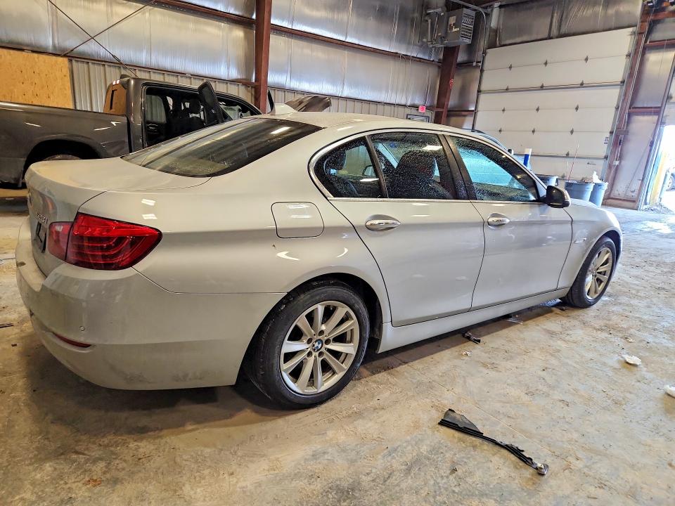 Photo 3 from auction – 2015 BMW 528 with VIN WBA5A7C56FD624211