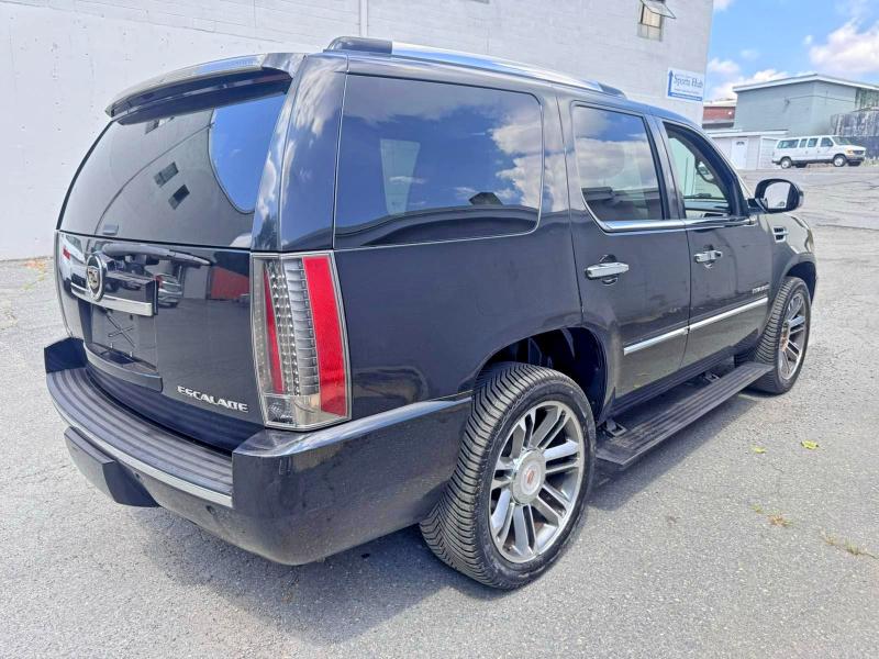 Photo 4 from auction – 2012 CADILLAC ESCALADE P with VIN 1GYS4CEF7CR220872