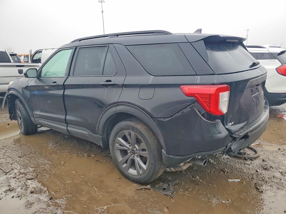Photo 2 from auction – 2022 FORD EXPLORER with VIN 1FMSK8DH6NGC04619