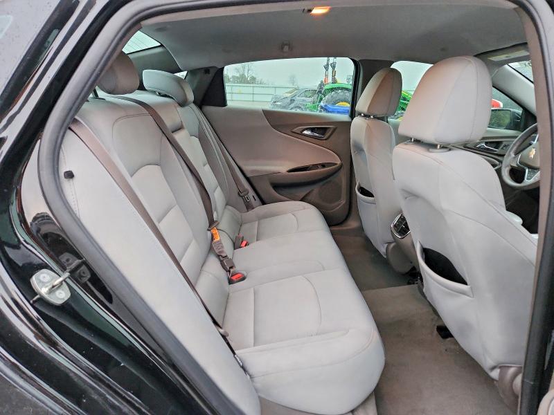 Photo 10 from auction – 2018 CHEVROLET MALIBU LT with VIN 1G1ZD5ST4JF166240