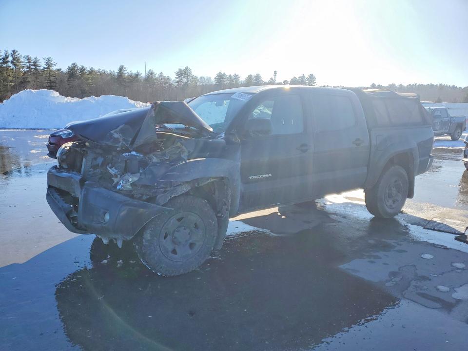 TOYOTA TACOMA 2015 with VIN 3TMLU4EN8FM187510 - Photo from auction