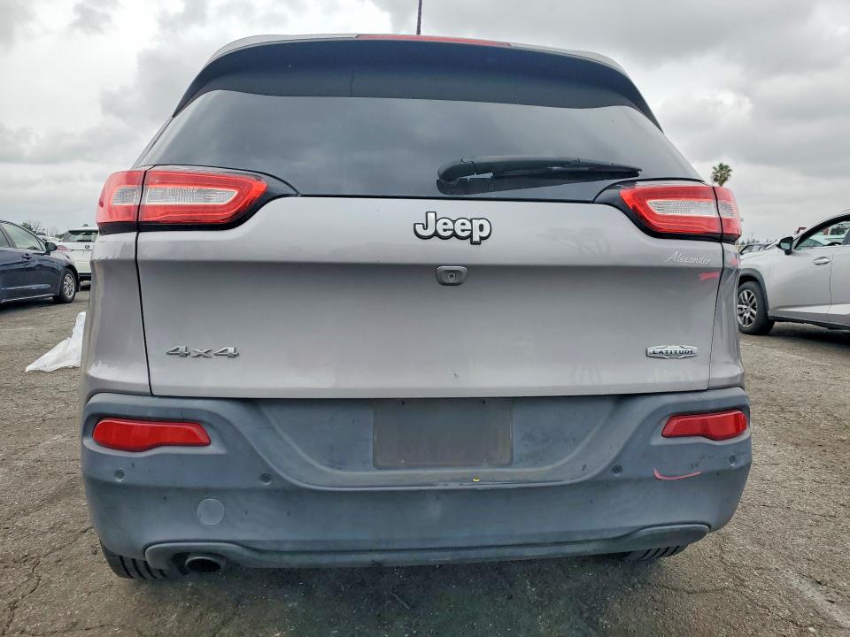 Photo 6 from auction – 2018 JEEP CHEROKEE L with VIN 1C4PJMCB0JD528549