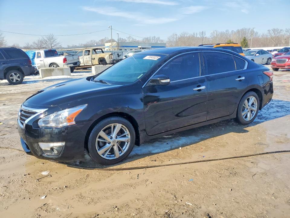 NISSAN ALTIMA 2015 with VIN 1N4AL3AP5FN396792 - Photo from auction