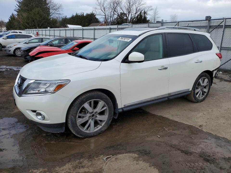 NISSAN PATHFINDER 2015 with VIN 5N1AR2MM7FC669940 - Photo from auction