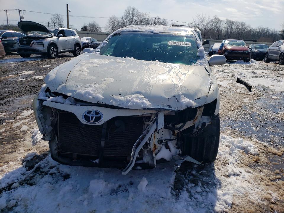 Photo 5 from auction – 2011 TOYOTA CAMRY with VIN 4T4BF3EK5BR179054