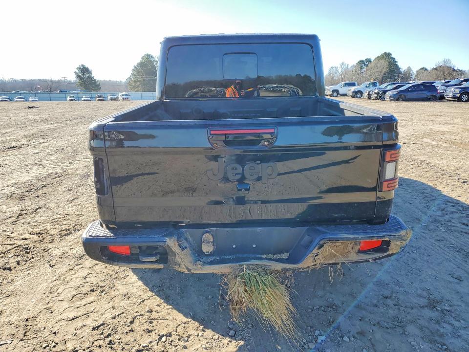 Photo 6 from auction – 2023 JEEP GLADIATOR with VIN 1C6HJTFG3PL514382
