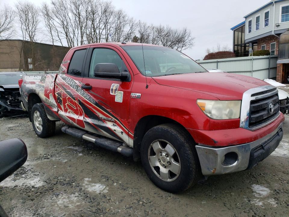 Photo 4 from auction – 2011 TOYOTA TUNDRA with VIN 5TFUY5F11BX176752