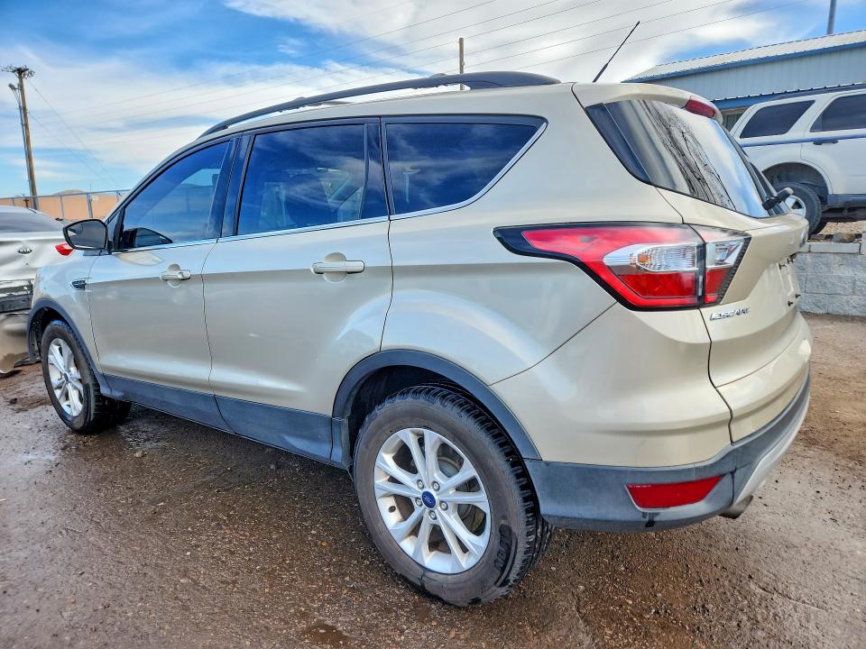 Photo 2 from auction – 2018 FORD ESCAPE SE with VIN 1FMCU9GDXJUC07886