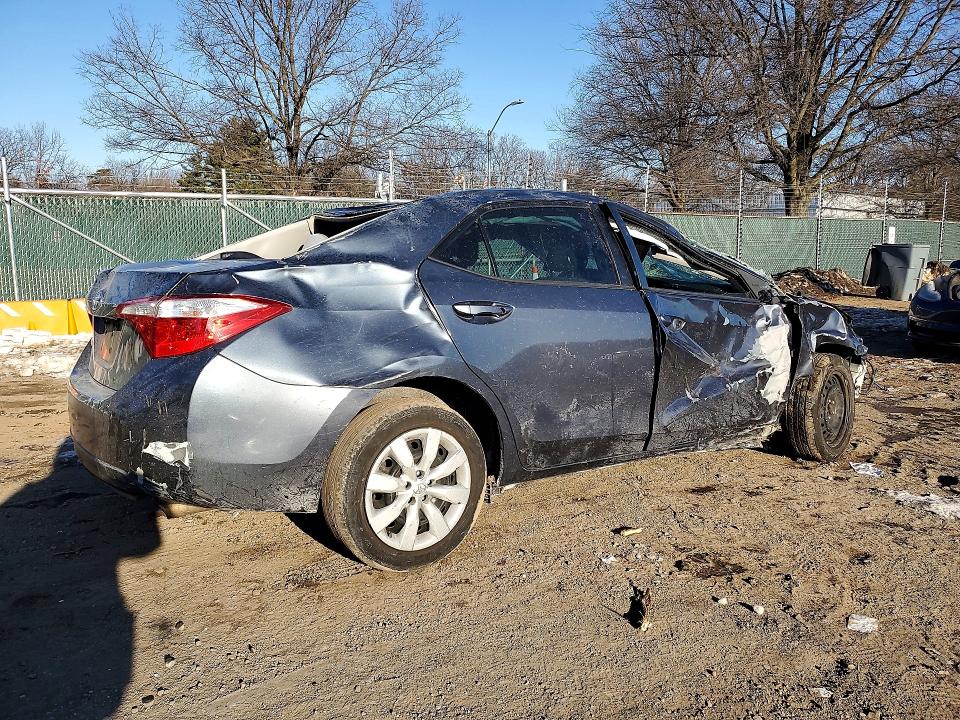 Photo 3 from auction – 2016 TOYOTA COROLLA with VIN 2T1BURHE3GC484862