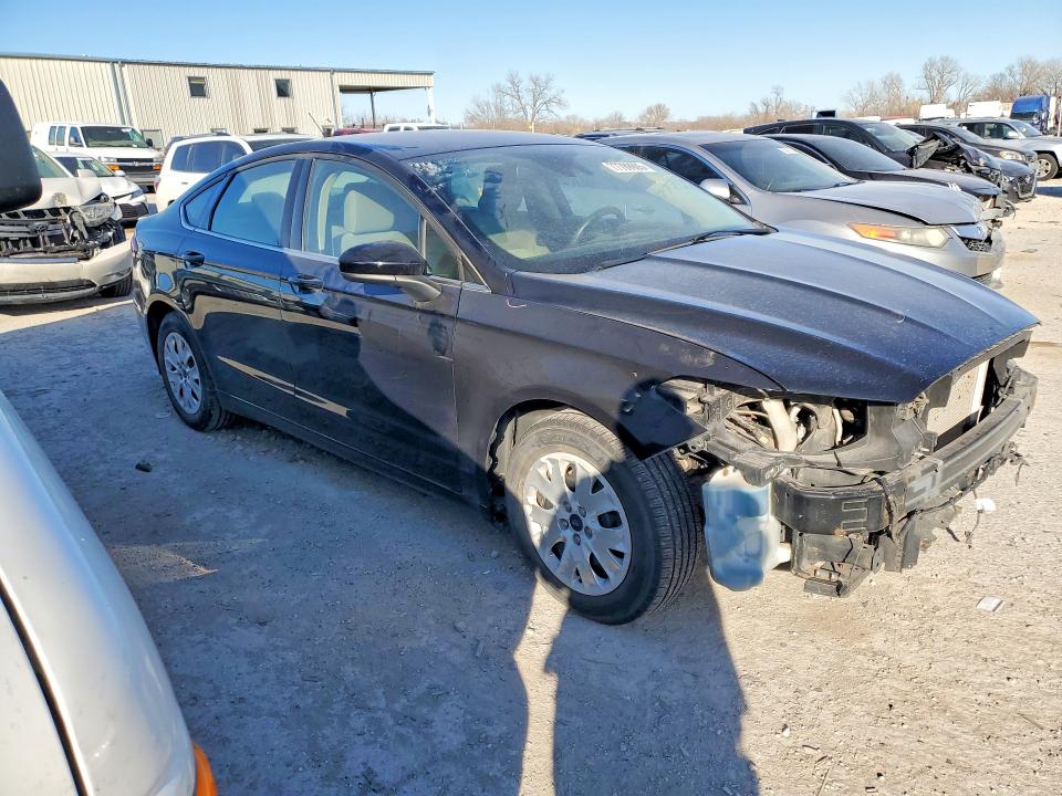Photo 4 from auction – 2019 FORD FUSION with VIN 3FA6P0G74KR267773