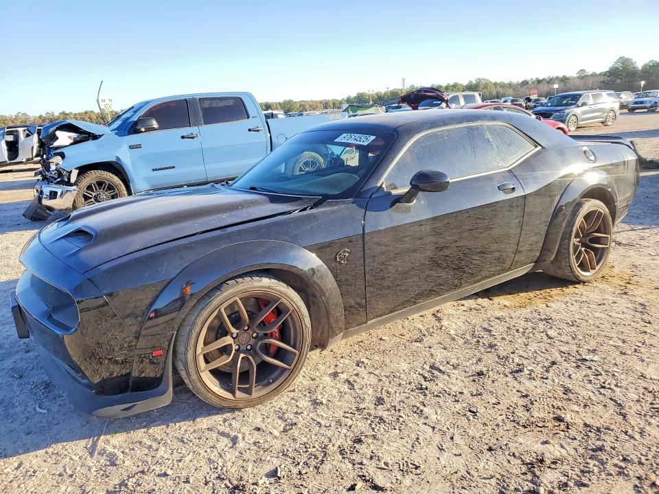 DODGE CHALLENGER 2023 with VIN 2C3CDZC90PH520385 - Photo from auction