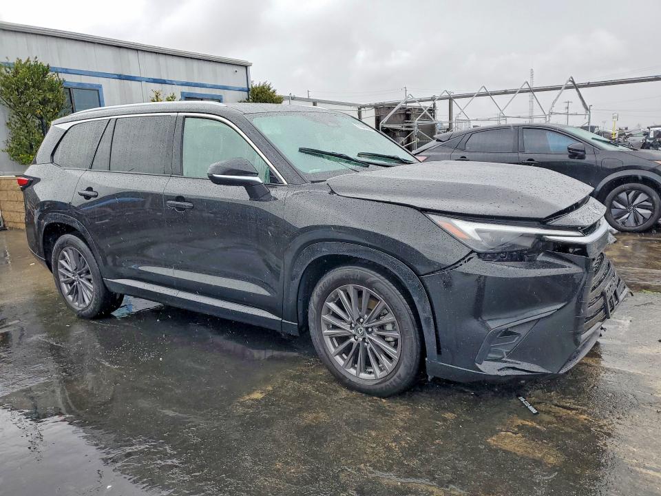 Photo 4 from auction – 2024 LEXUS TX with VIN 5TDAAAA62RS001221