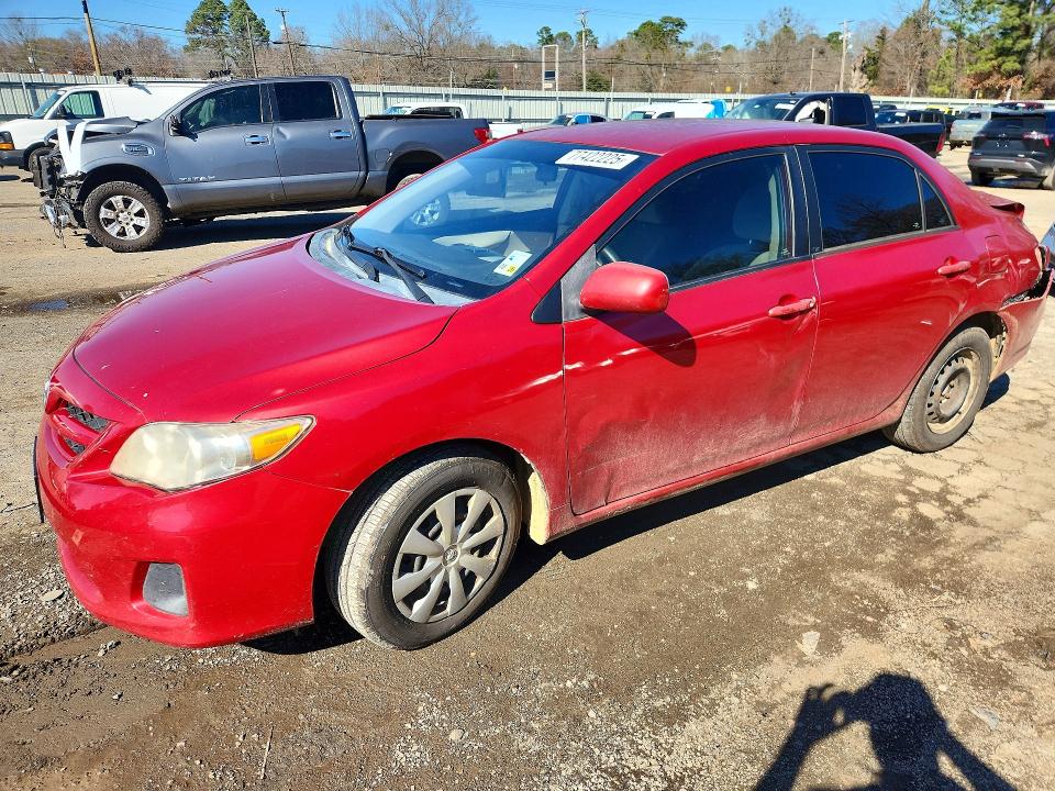 TOYOTA COROLLA 2011 with VIN 2T1BU4EE7BC700518 - Photo from auction