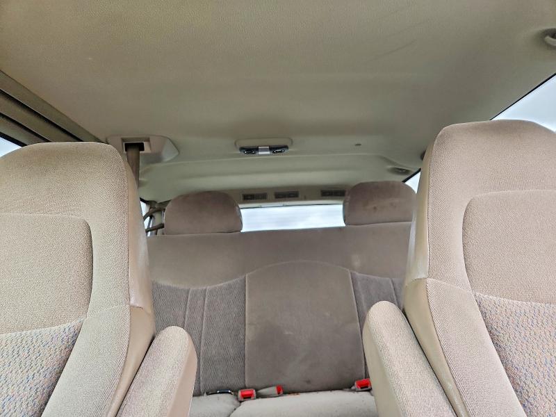 Photo 10 from auction – 2005 CHEVROLET ASTRO with VIN 1GNDM19X85B115301