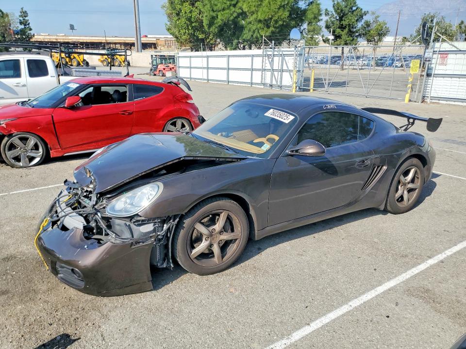 PORSCHE CAYMAN 2011 with VIN WP0AA2A8XBU760580 - Photo from auction