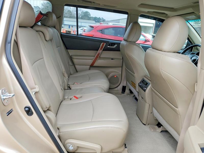 Photo 11 from auction – 2010 TOYOTA HIGHLANDER with VIN 5TDYK3EH0AS005792