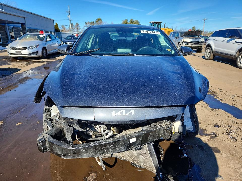 Photo 5 from auction – 2023 KIA FORTE with VIN 3KPF24AD2PE558396