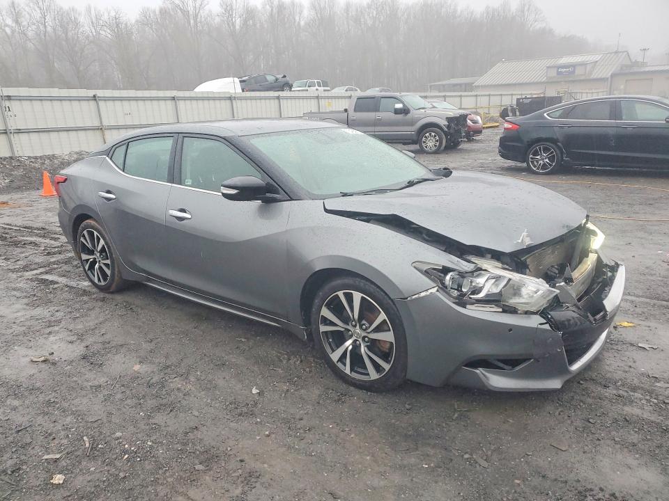 Photo 4 from auction – 2017 NISSAN MAXIMA with VIN 1N4AA6AP9HC381637