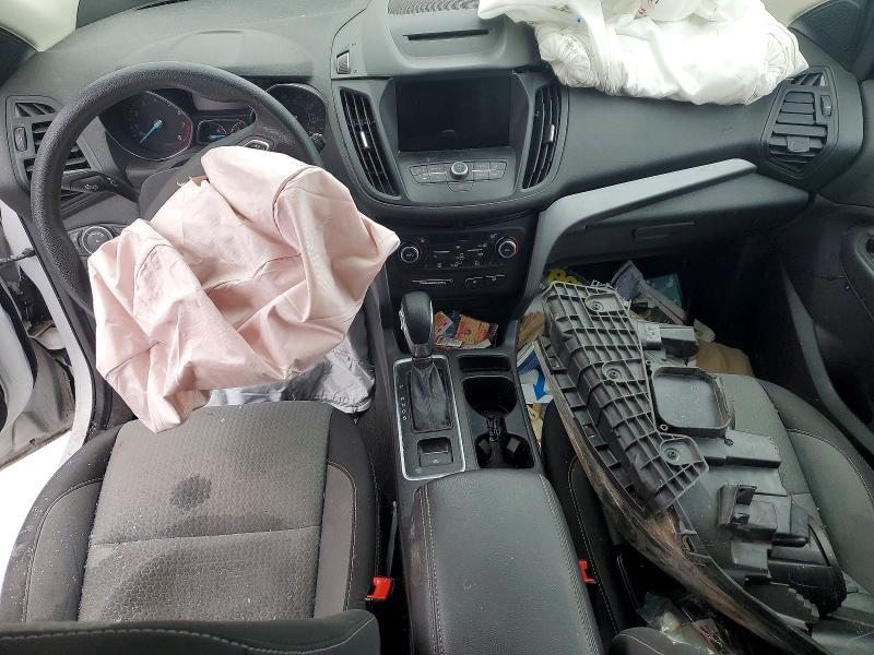 Photo 8 from auction – 2018 FORD ESCAPE SE with VIN 1FMCU0GD6JUD42732