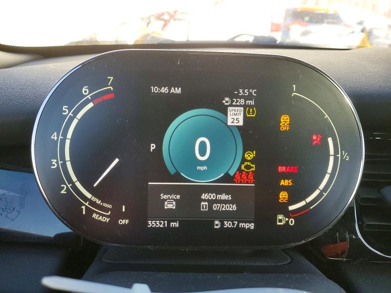Photo 9 from auction – 2023 MINI COOPER S with VIN WMW53DK06P2T22624