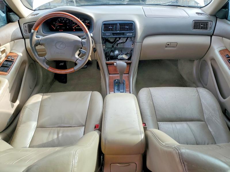 Photo 8 from auction – 2001 LEXUS ES 300 with VIN JT8BF28G110326507