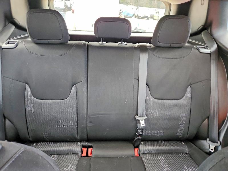 Photo 10 from auction – 2017 JEEP RENEGADE with VIN ZACCJABB2HPF10497