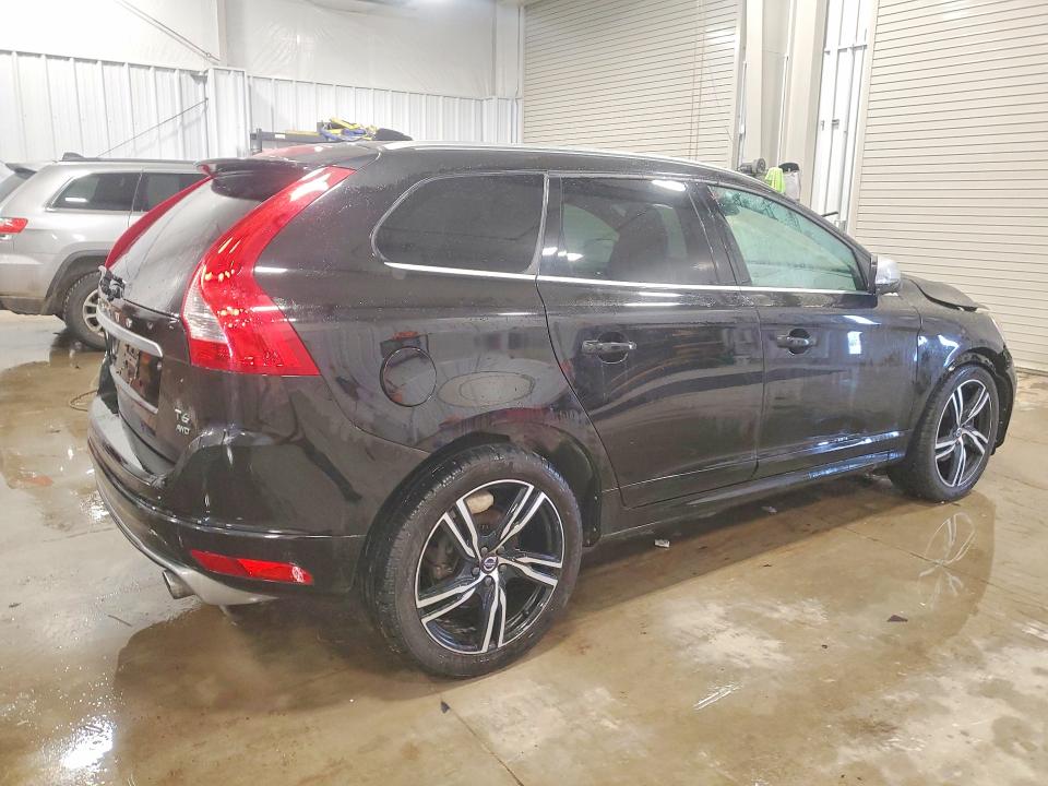 Photo 3 from auction – 2017 VOLVO XC60 with VIN YV449MRS4H2027203