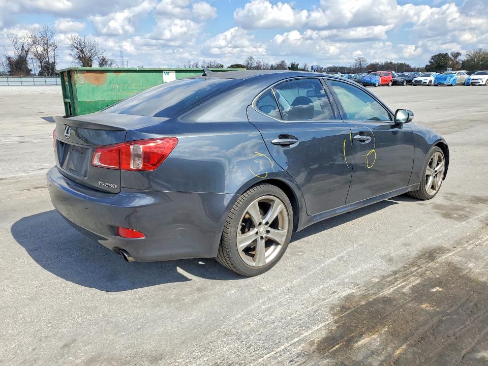 Photo 3 from auction – 2011 LEXUS IS with VIN JTHBF5C24B5147122