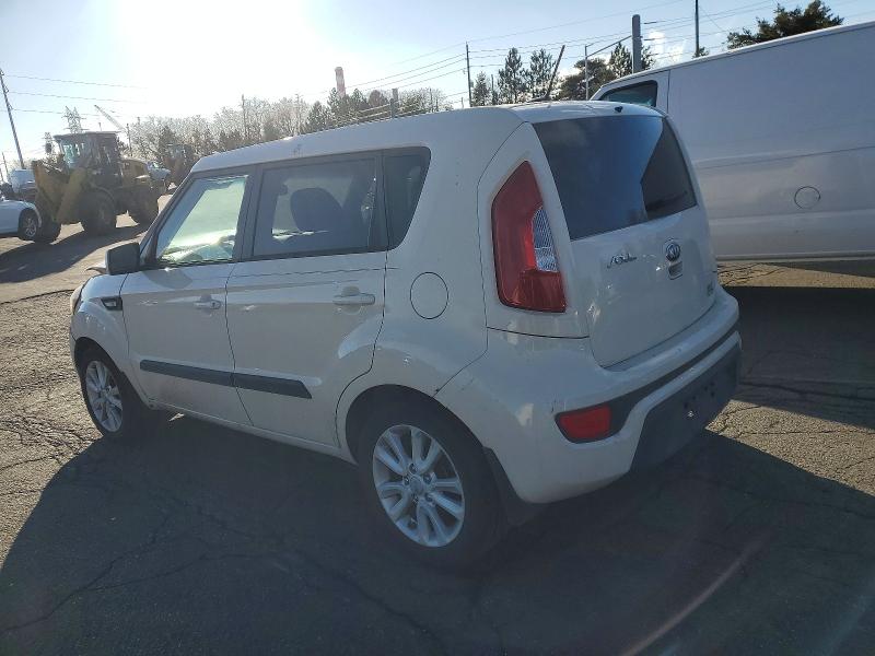 Photo 2 from auction – 2013 KIA SOUL with VIN KNDJT2A58D7773670