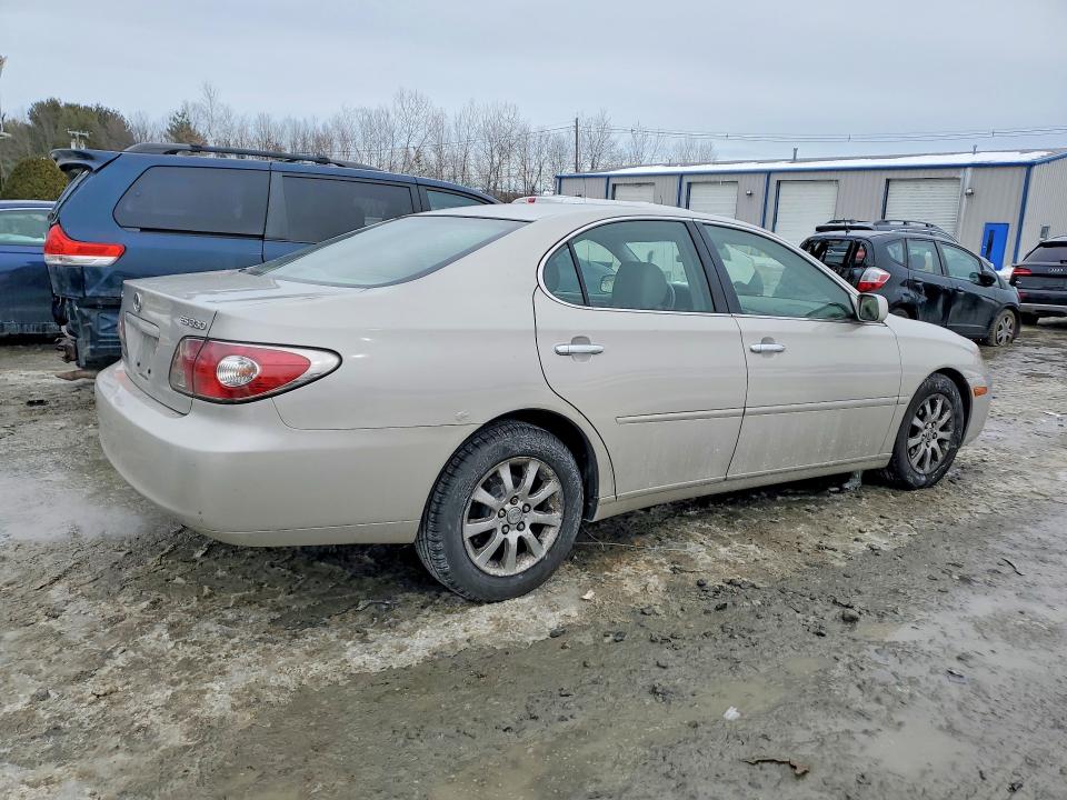 Photo 3 from auction – 2004 LEXUS ES with VIN JTHBA30G445040366