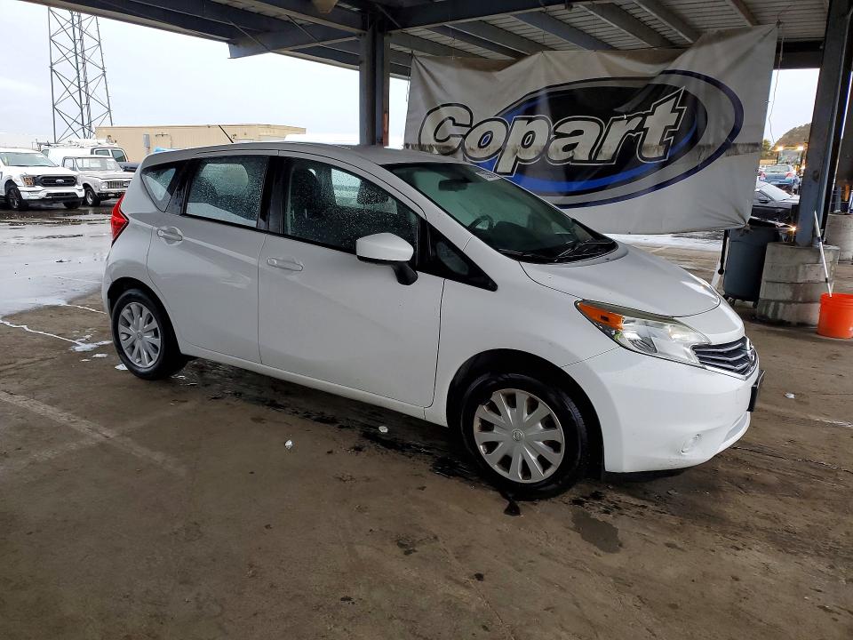 Photo 4 from auction – 2015 NISSAN VERSA NOTE with VIN 3N1CE2CP3FL401771