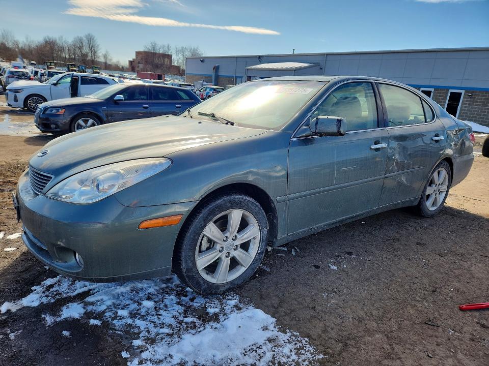 LEXUS ES 330 2005 with VIN JTHBA30G155138501 - Photo from auction