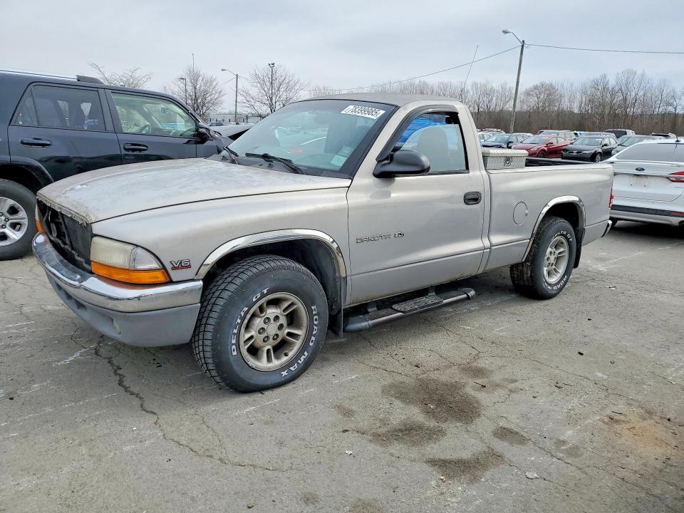 DODGE DAKOTA 2000 with VIN 1B7FL26X8YS730966 - Photo from auction