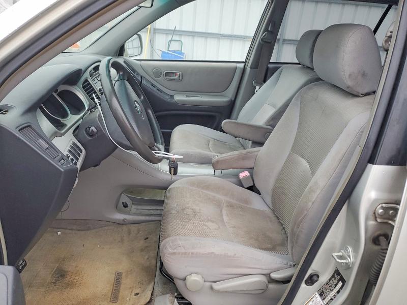 Photo 7 from auction – 2005 TOYOTA HIGHLANDER with VIN JTEGP21A150068534