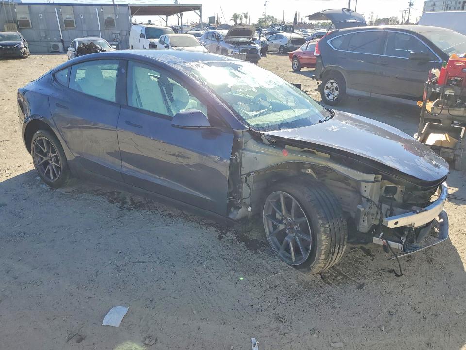 Photo 4 from auction – 2021 TESLA MODEL 3 with VIN 5YJ3E1EB8MF925048