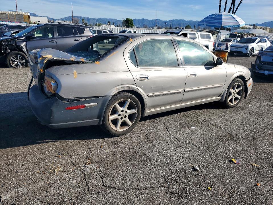 Photo 3 from auction – 2003 NISSAN MAXIMA with VIN JN1DA31A33T429436