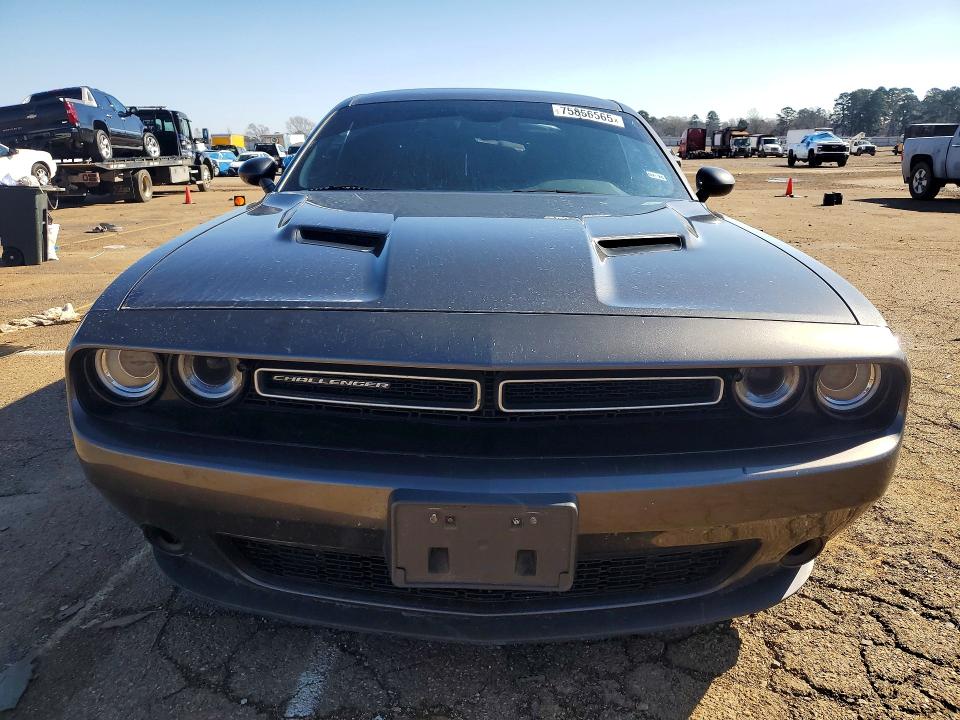 Photo 5 from auction – 2019 DODGE CHALLENGER with VIN 2C3CDZAG3KH687429