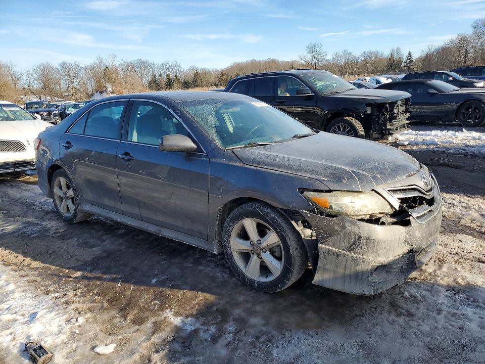 Photo 4 from auction – 2011 TOYOTA CAMRY with VIN 4T1BF3EK8BU761725