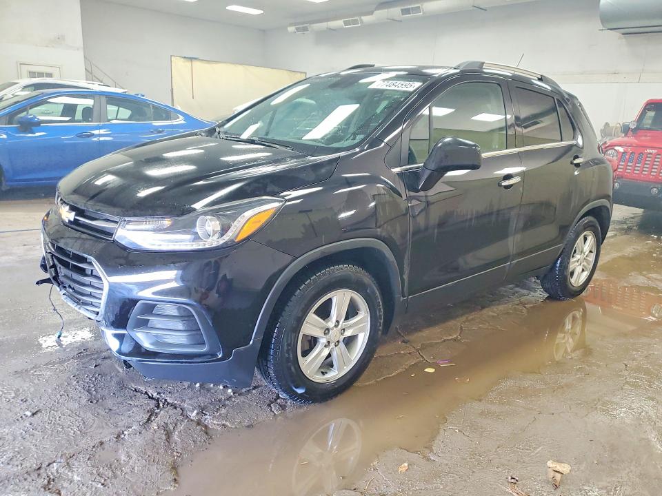 CHEVROLET TRAX 2020 with VIN KL7CJLSB8LB008282 - Photo from auction