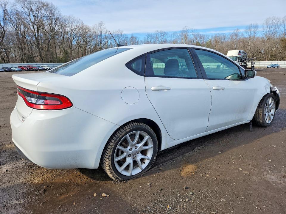 Photo 3 from auction – 2014 DODGE DART with VIN 1C3CDFBBXED720011