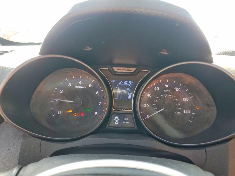 Фото 9 с аукциона – 2013 HYUNDAI VELOSTER с VIN KMHTC6AE0DU096563
