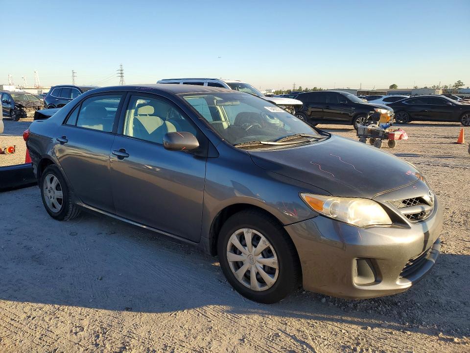 Photo 4 from auction – 2011 TOYOTA COROLLA with VIN 2T1BU4EE2BC716819
