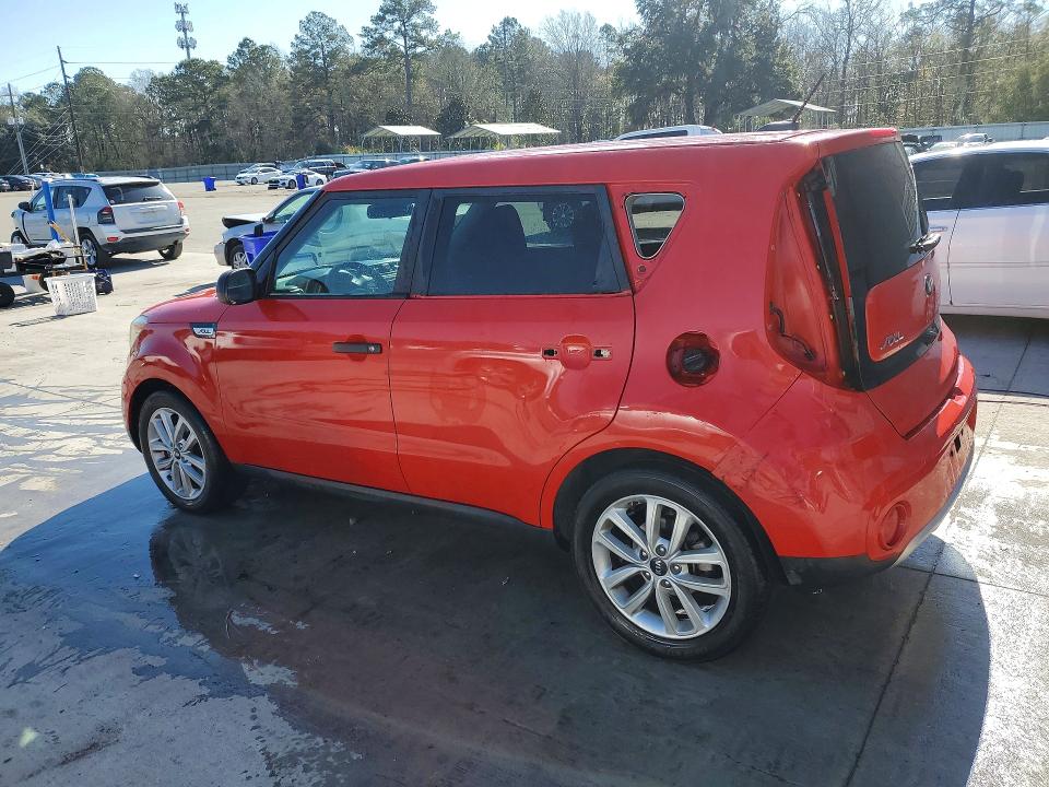 Photo 2 from auction – 2017 KIA SOUL with VIN KNDJP3A52H7418896