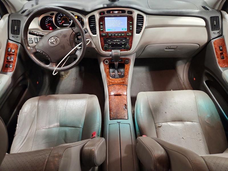 Photo 8 from auction – 2004 TOYOTA HIGHLANDER with VIN JTEEP21A740011213