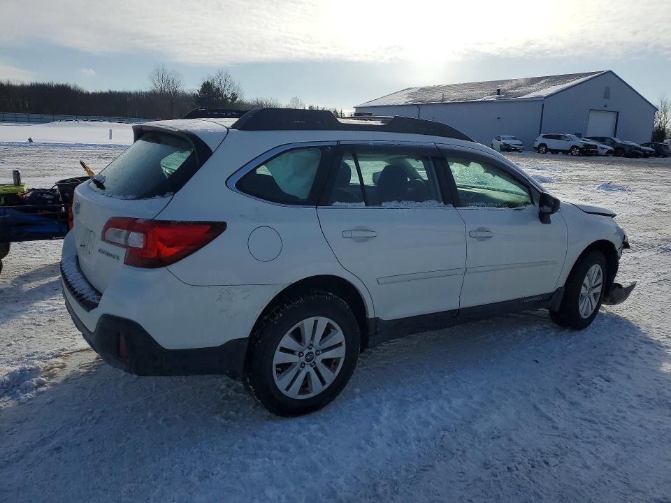 Photo 3 from auction – 2018 SUBARU OUTBACK 2. with VIN 4S4BSAAC5J3338197